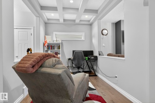 618 Adams Way, Edmonton, AB - Indoor