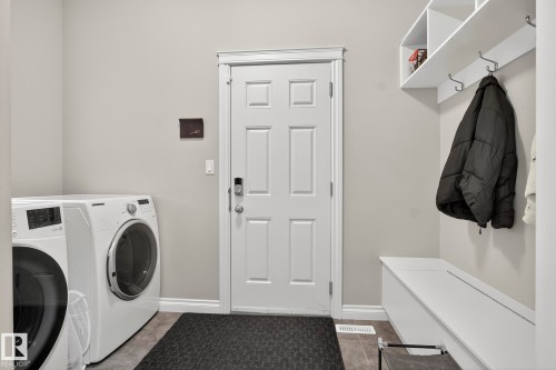 618 Adams Way, Edmonton, AB - Indoor Photo Showing Laundry Room