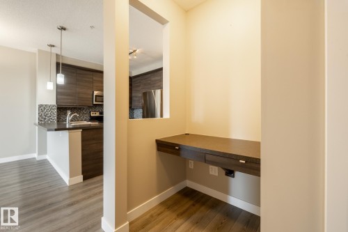 203 2590 Anderson Way, Edmonton, AB - Indoor