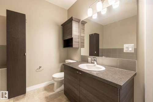 203 2590 Anderson Way, Edmonton, AB - Indoor Photo Showing Bathroom