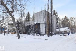 9012 98 Street  Edmonton, AB T6E 3M5