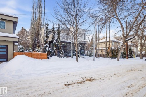 9012 98 Street, Edmonton, AB - Outdoor
