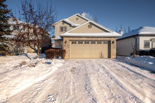 4 Spruce Grouse Crescent  Spruce Grove, AB T7X 4M9