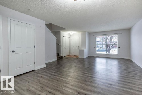 5612 202 Street, Edmonton, AB - Indoor Photo Showing Other Room