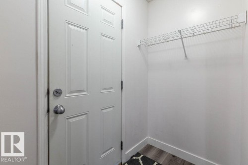 5612 202 Street, Edmonton, AB - Indoor