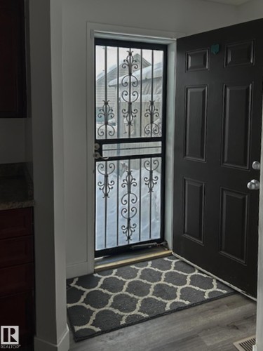 5612 202 Street, Edmonton, AB - Indoor Photo Showing Other Room