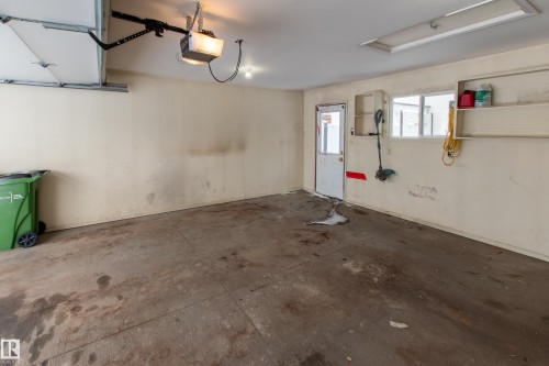 5612 202 Street, Edmonton, AB - Indoor Photo Showing Garage