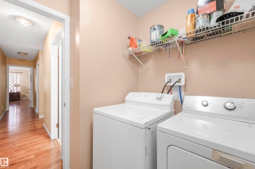 44 Lennox Drive, St. Albert, AB - Indoor Photo Showing Laundry Room