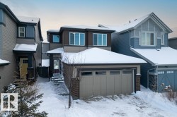 4250 CHICHAK Close  Edmonton, AB T6W 4B4