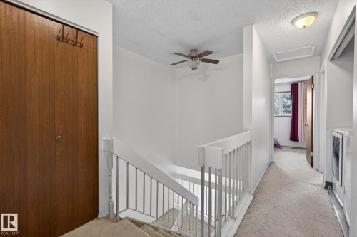 1037 Millbourne Rd E Nw, Edmonton, AB - Indoor Photo Showing Other Room