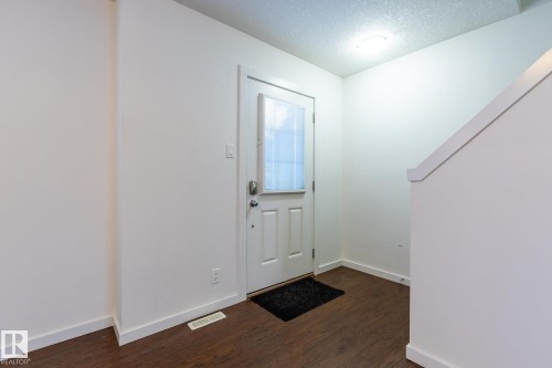 14 9515 160 Avenue, Edmonton, AB - Indoor Photo Showing Other Room