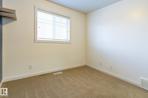 14 9515 160 Avenue, Edmonton, AB - Indoor Photo Showing Other Room