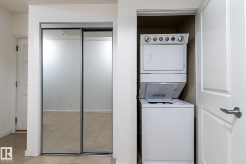 14 9515 160 Avenue, Edmonton, AB - Indoor Photo Showing Laundry Room