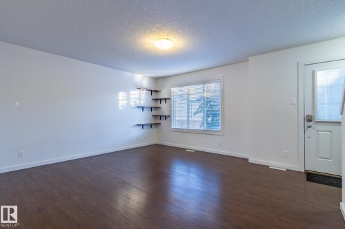14 9515 160 Avenue, Edmonton, AB - Indoor Photo Showing Other Room