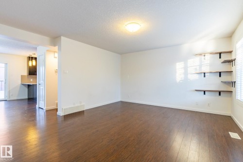 14 9515 160 Avenue, Edmonton, AB - Indoor Photo Showing Other Room