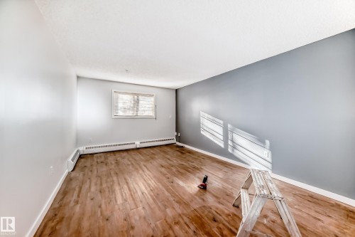 112 11716 100 Avenue, Edmonton, AB - Indoor Photo Showing Other Room