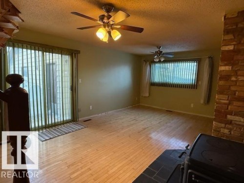7712 Argyll Road, Edmonton, AB - Indoor Photo Showing Other Room