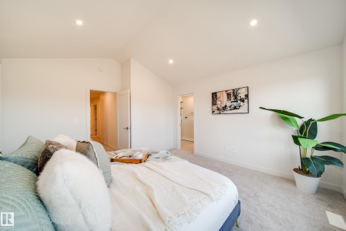 2 Cloutier Close, St. Albert, AB - Indoor Photo Showing Bedroom
