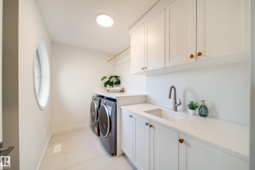 2 Cloutier Close, St. Albert, AB - Indoor Photo Showing Laundry Room