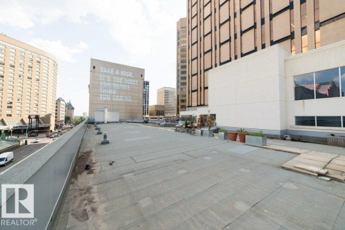 208 10009 102 Avenue, Edmonton, AB - Outdoor