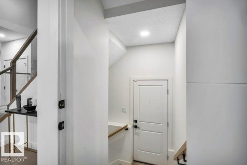 5204 Kimball Crescent, Edmonton, AB - Indoor Photo Showing Other Room