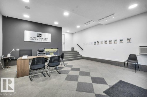 5204 Kimball Crescent, Edmonton, AB - Indoor Photo Showing Other Room