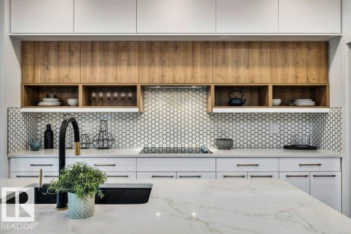 5204 Kimball Crescent, Edmonton, AB - Indoor Photo Showing Kitchen