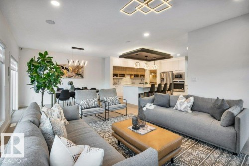 5204 Kimball Crescent, Edmonton, AB - Indoor Photo Showing Living Room
