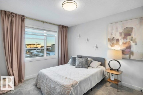 5204 Kimball Crescent, Edmonton, AB - Indoor Photo Showing Bedroom
