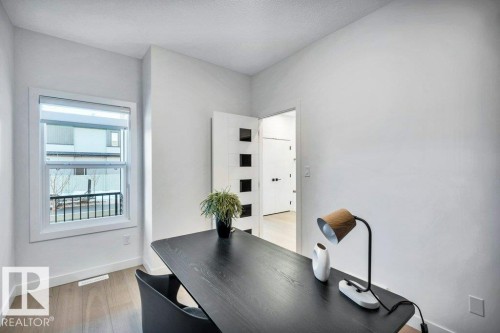 5204 Kimball Crescent, Edmonton, AB - Indoor