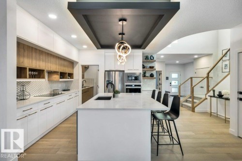 5204 Kimball Crescent, Edmonton, AB - Indoor Photo Showing Kitchen With Upgraded Kitchen