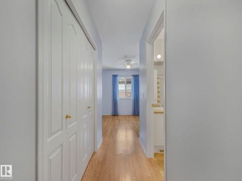 Edmonton, AB - Indoor Photo Showing Other Room