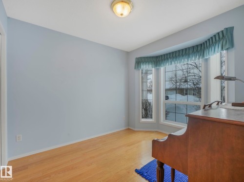 # 26 13320 124 Street Nw, Edmonton, AB - Indoor