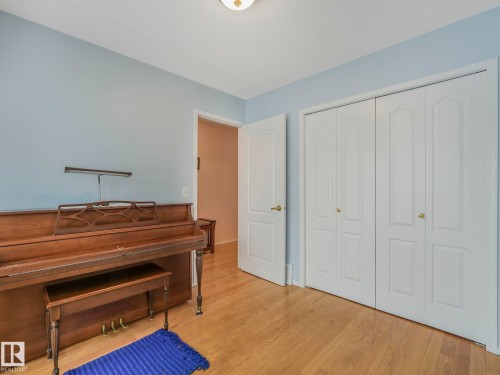 # 26 13320 124 Street Nw, Edmonton, AB - Indoor