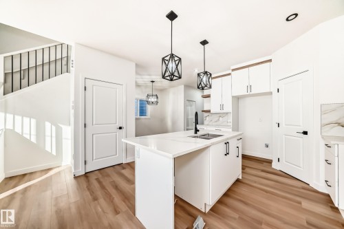 24 Westwyck Link, Spruce Grove, AB - Indoor Photo Showing Kitchen With Double Sink