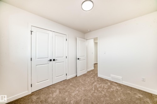 24 Westwyck Link, Spruce Grove, AB - Indoor Photo Showing Other Room