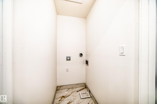 24 Westwyck Link, Spruce Grove, AB - Indoor Photo Showing Other Room