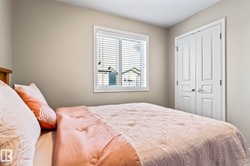 Bedroom featuring a closet - 5734 175A Avenue, Edmonton, AB - Indoor Photo Showing Bedroom