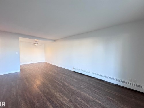 103 10511 19 Avenue, Edmonton, AB - Indoor Photo Showing Other Room