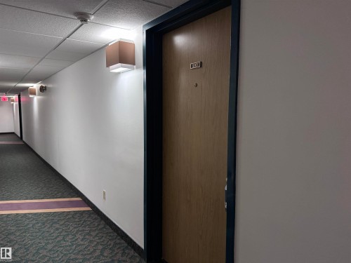 103 10511 19 Avenue, Edmonton, AB - Indoor Photo Showing Other Room