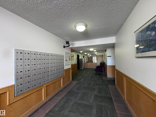 103 10511 19 Avenue, Edmonton, AB - Indoor Photo Showing Other Room