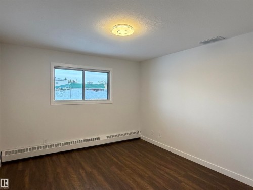 103 10511 19 Avenue, Edmonton, AB - Indoor Photo Showing Other Room