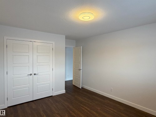 103 10511 19 Avenue, Edmonton, AB - Indoor Photo Showing Other Room