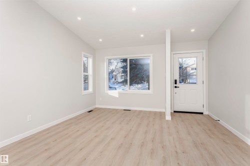 76 Dayton Crescent, St. Albert, AB - Indoor Photo Showing Other Room