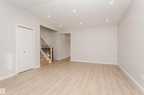 76 Dayton Crescent, St. Albert, AB - Indoor Photo Showing Other Room