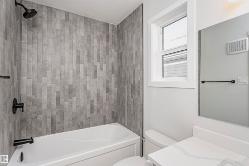 76 Dayton Crescent, St. Albert, AB - Indoor Photo Showing Bathroom