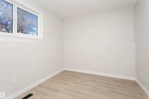 76 Dayton Crescent, St. Albert, AB - Indoor Photo Showing Other Room