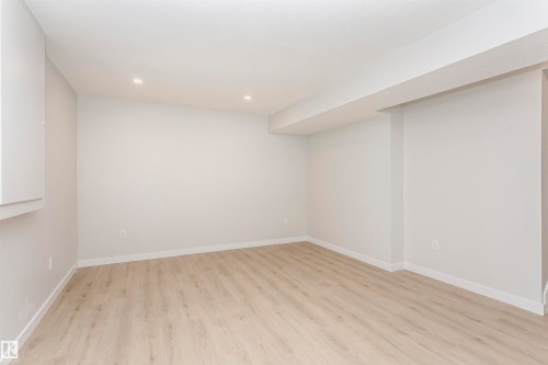 76 Dayton Crescent, St. Albert, AB - Indoor Photo Showing Other Room