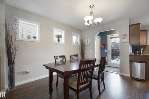 169 62 Street, Edmonton, AB - Indoor Photo Showing Dining Room
