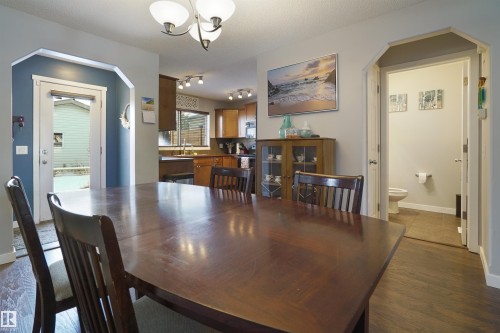 169 62 Street, Edmonton, AB - Indoor Photo Showing Dining Room
